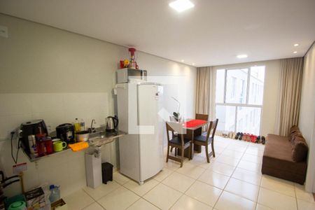 Sala de apartamento para alugar com 1 quarto, 32m² em Q 402, Brasília