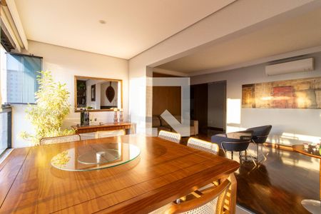 Sala/Varanda de apartamento para alugar com 3 quartos, 117m² em Mansões Santo Antônio, Campinas