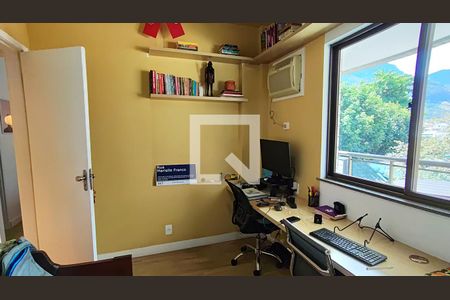 Quarto de apartamento à venda com 2 quartos, 92m² em Freguesia (jacarepaguá), Rio de Janeiro