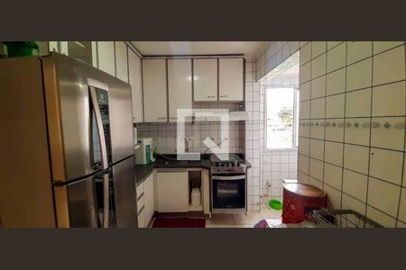 Cozinha de apartamento para alugar com 2 quartos, 62m² em São Pedro, Osasco