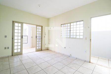 Sala de casa para alugar com 2 quartos, 102m² em Pampulha, Uberlândia