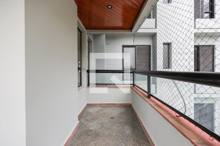 Varanda da Sala de apartamento à venda com 4 quartos, 157m² em Vila Suzana, São Paulo