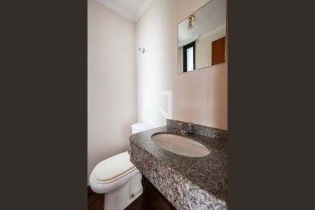 Lavabo de apartamento à venda com 4 quartos, 157m² em Vila Suzana, São Paulo