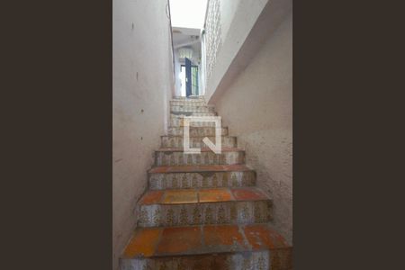 Escada entrada de kitnet/studio para alugar com 1 quarto, 29m² em Saúde, Salvador