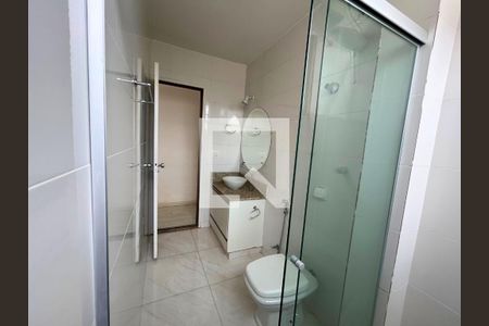 Banheiro de apartamento à venda com 3 quartos, 100m² em Padre Eustáquio, Belo Horizonte