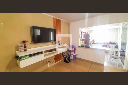 Casa 2 - Sala de casa à venda com 4 quartos, 300m² em Vila Yolanda, Osasco