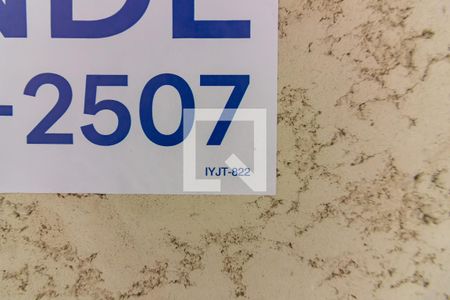 Placa de apartamento à venda com 2 quartos, 46m² em Quitaúna, Osasco