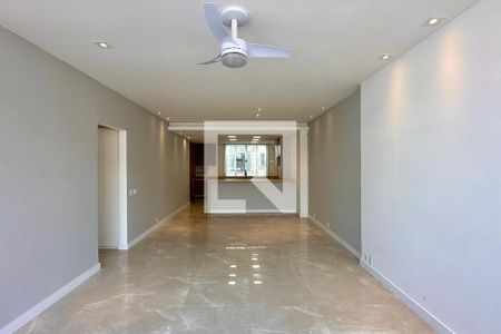 Sala de apartamento à venda com 3 quartos, 130m² em Copacabana, Rio de Janeiro