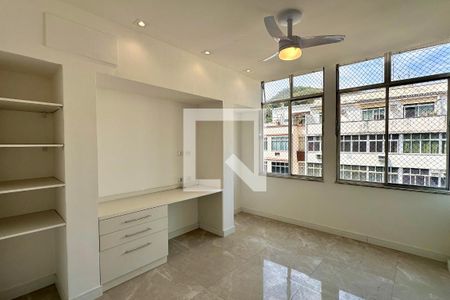 Quarto de apartamento à venda com 3 quartos, 130m² em Copacabana, Rio de Janeiro