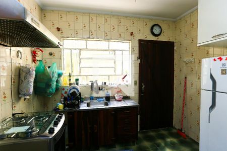 Casa à venda com 155m², 3 quartos e 2 vagascozinha