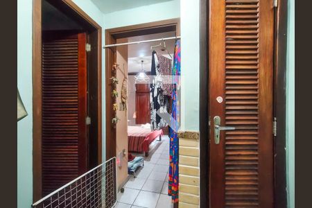 Suíte de casa à venda com 6 quartos, 214m² em Tijuca, Rio de Janeiro