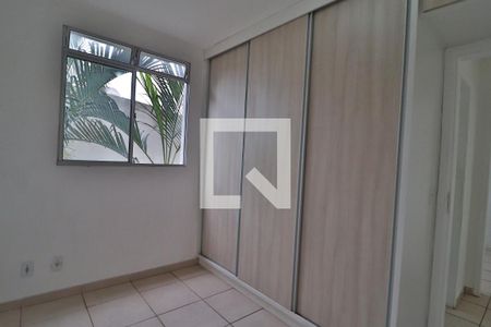 Quarto 1 de apartamento para alugar com 2 quartos, 44m² em Martins, Uberlândia