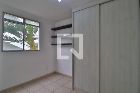 Quarto 2 de apartamento para alugar com 2 quartos, 44m² em Martins, Uberlândia