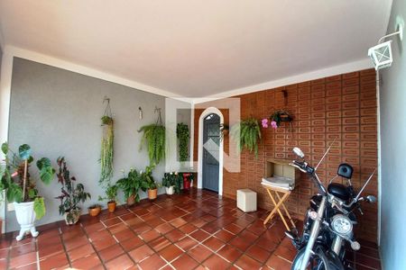 Garagem de casa à venda com 4 quartos, 167m² em Jardim dos Oliveiras, Campinas