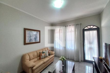 Sala de casa à venda com 4 quartos, 167m² em Jardim dos Oliveiras, Campinas