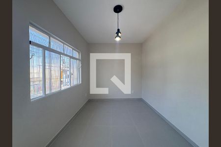 Sala de casa para alugar com 1 quarto, 79m² em Vila Alzira, Santo André
