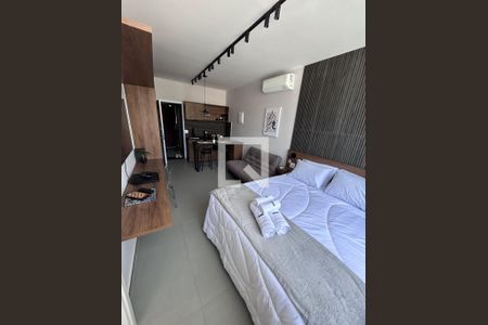 Sala/Quarto  de kitnet/studio para alugar com 1 quarto, 25m² em Laranjeiras, Rio de Janeiro