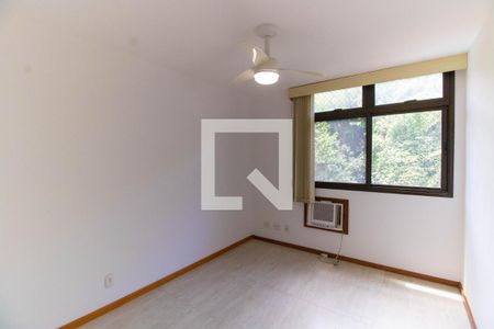 Quarto  de apartamento à venda com 2 quartos, 90m² em Santa Rosa, Niterói