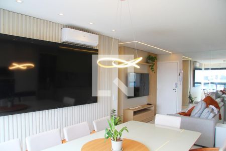 Sala/Cozinha de apartamento à venda com 2 quartos, 69m² em Vila Augusta, Guarulhos