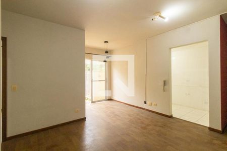 Sala de apartamento para alugar com 3 quartos, 70m² em Uberaba, Curitiba