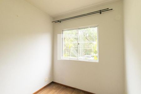 Quarto 1 de apartamento para alugar com 3 quartos, 70m² em Uberaba, Curitiba