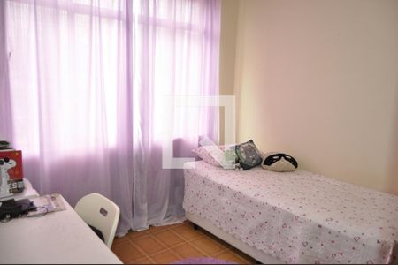 Quarto 1 de casa para alugar com 3 quartos, 100m² em Méier, Rio de Janeiro