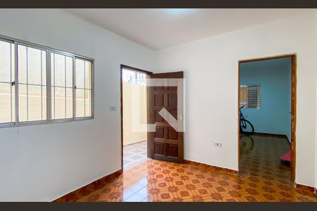 Sala de casa à venda com 4 quartos, 250m² em Jardim Fernandes, São Paulo