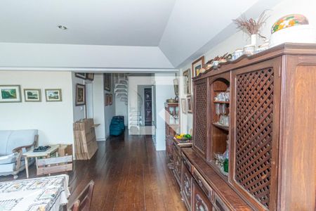 Sala de apartamento para alugar com 4 quartos, 240m² em Praça Seca, Rio de Janeiro