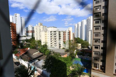 Vista da Sacada de apartamento à venda com 3 quartos, 300m² em Real Parque, São Paulo