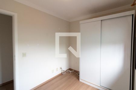 Quarto 2 de casa para alugar com 3 quartos, 120m² em Jardim Celeste, São Paulo