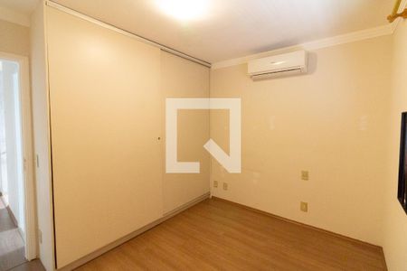 Quarto 1 de casa para alugar com 3 quartos, 120m² em Jardim Celeste, São Paulo