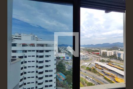 Cozinha Janela de apartamento para alugar com 2 quartos, 74m² em Barra da Tijuca, Rio de Janeiro