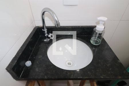 Lavabo de apartamento para alugar com 2 quartos, 100m² em Vila Valparaíso, Santo André