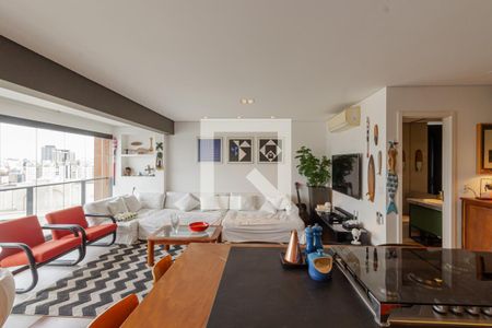 Cozinha de apartamento à venda com 1 quarto, 98m² em Itaim Bibi, São Paulo