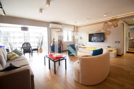 Sala de apartamento à venda com 2 quartos, 100m² em Pinheiros, São Paulo