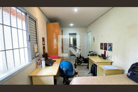 Casa à venda com 2 quartos, 156m² em Vila Santo Estevão, São Paulo