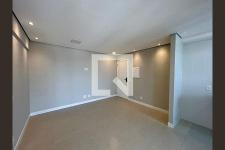 Sala de apartamento à venda com 2 quartos, 60m² em Gopouva, Guarulhos
