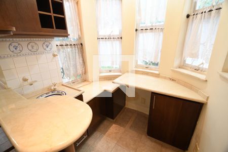 Sala de casa à venda com 5 quartos, 386m² em Cidade Universitária, Campinas