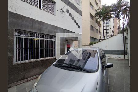 Garagem de casa à venda com 7 quartos, 875m² em Aclimação, São Paulo