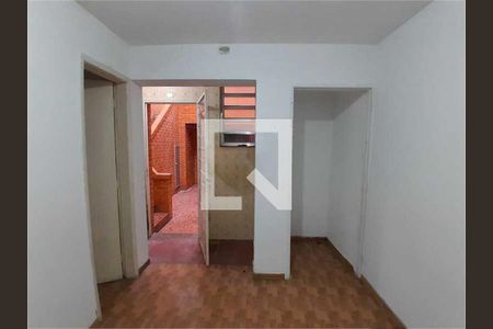 Casa à venda com 3 quartos, 216m² em Mirandópolis, São Paulo