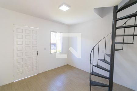 Sala de casa de condomínio para alugar com 2 quartos, 80m² em Cavalhada, Porto Alegre