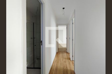 Corredor de apartamento à venda com 3 quartos, 63m² em Santo Cristo, Rio de Janeiro