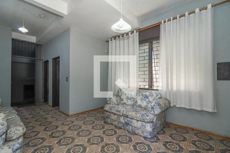 Casa para alugar com 3 quartos, 300m² em Passo D’areia, Porto Alegre