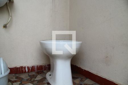 Banheiro de Serviço de casa à venda com 3 quartos, 310m² em Vila Clotilde, Guarulhos