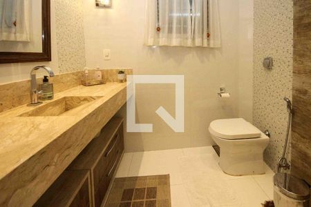 Lavabo de casa à venda com 3 quartos, 300m² em Parque São Lucas, São Paulo