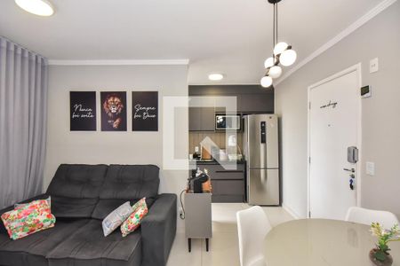 Sala de apartamento para alugar com 2 quartos, 41m² em Parque Arariba, São Paulo