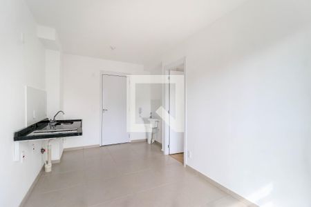 Sala/Cozinha de apartamento para alugar com 1 quarto, 28m² em Campo Belo, São Paulo