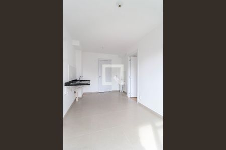 Sala/Cozinha de apartamento para alugar com 1 quarto, 28m² em Campo Belo, São Paulo