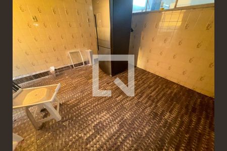 Área de Serviço de casa à venda com 3 quartos, 210m² em Santo André, Belo Horizonte