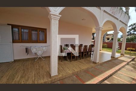 Quintal de casa de condomínio para alugar com 5 quartos, 530m² em Jardim Atlantico, Goiânia